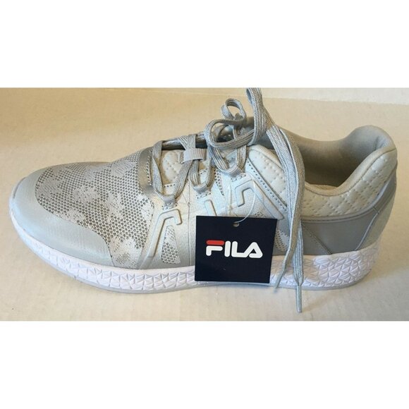 NIB Fila Women Sneakers Shoes Gray Lace Up Luxembourg Size 40 ( US 8) - Picture 1 of 9
